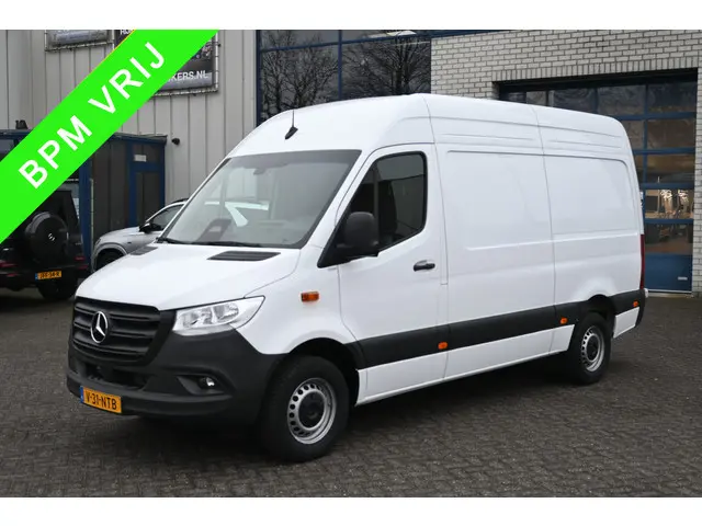 Mercedes-Benz Sprinter 317 CDI L2H2 Pro 2024 Diesel