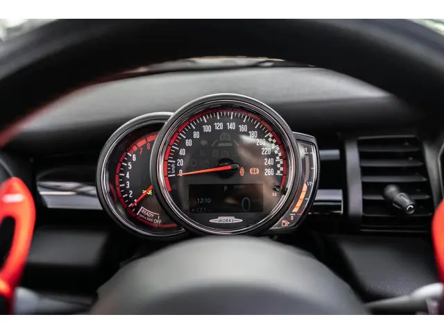 MINI Cooper Mini 2.0 John Works 2018 Benzine 31