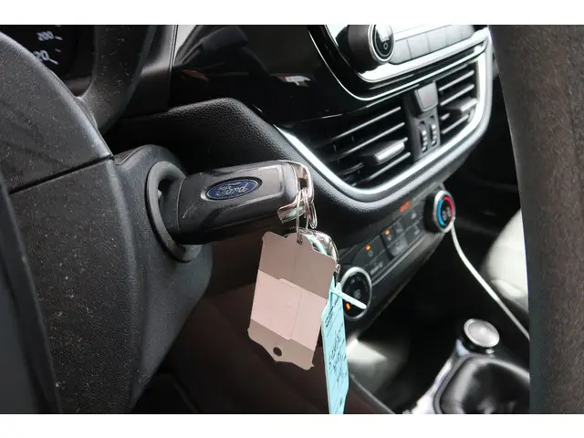 Ford Fiesta 1.1 Trend 2019 Benzine 26