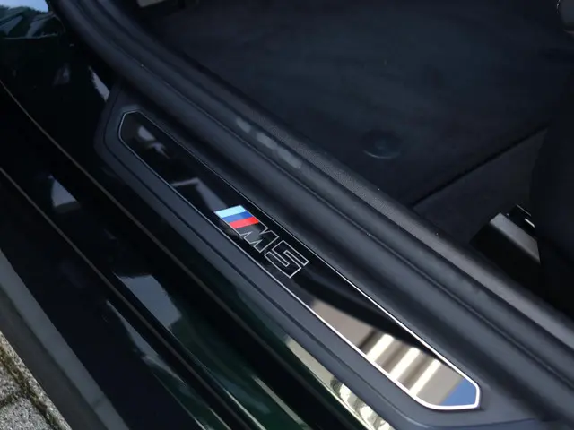BMW M5 Touring 2026 Hybride Benzine 18