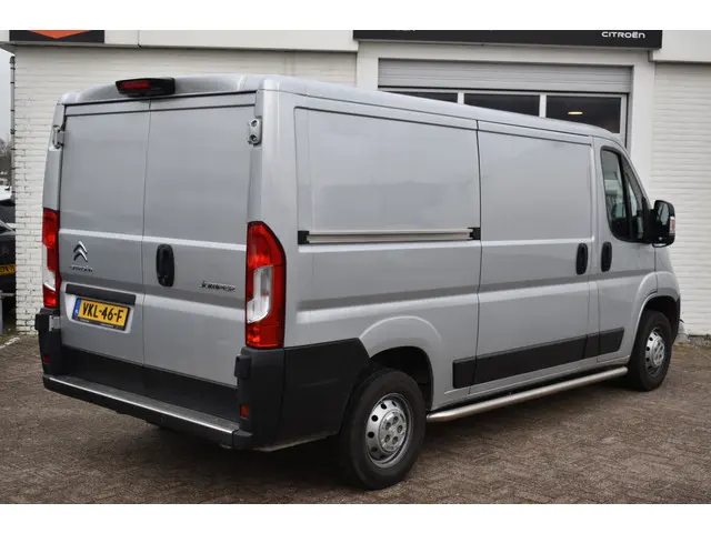 Citroën Jumper 30 2.2 BlueHDi 140 L2H1 Club 2021 Diesel 3