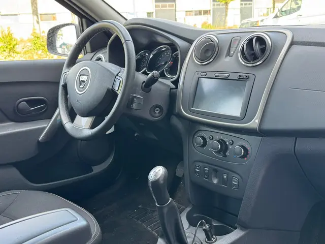 Dacia Logan MCV 0.9 TCe Prestige 1JAAR APK 2014 Benzine 8