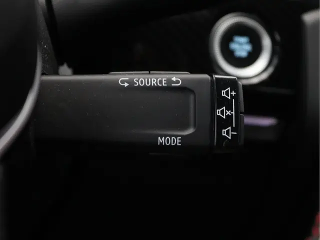 Renault Arkana Hybrid 145 R.S. Line 2022 Hybride Benzine 44