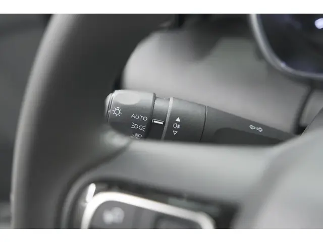 Citroën C3 Aircross PureTech 130 EAT6 Max 2024 Benzine 33