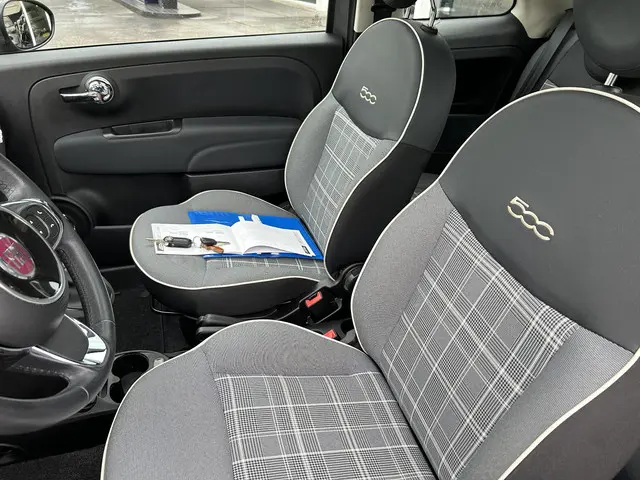 Fiat 500 0.9 TwinAir Turbo Collezione 2018 Benzine 12