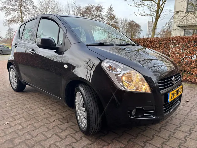 Suzuki Splash 1.0 VVT Exclusive EASSS 2012 Benzine 4