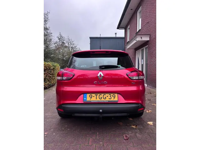 Renault Clio Estate 0.9 TCe Expression 2014 Benzine 10