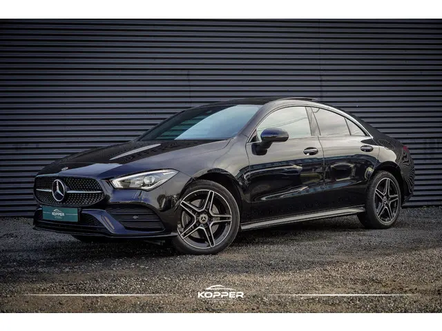 Mercedes-Benz CLA 250 e AMG Line 2023 Hybride Benzine