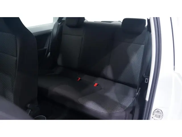 SEAT Mii 1.0 Sport Connect 2017 Benzine 28