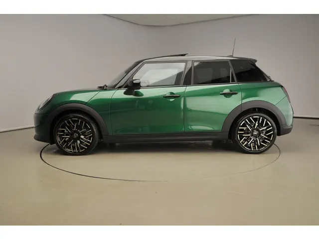 MINI 5-Deurs 2