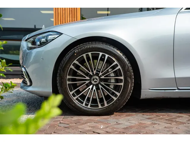 Mercedes-Benz S-Klasse 350d 4MATIC Lang 2024 Diesel 8