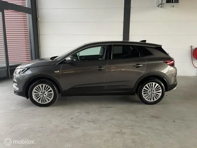 Opel Grandland X 2