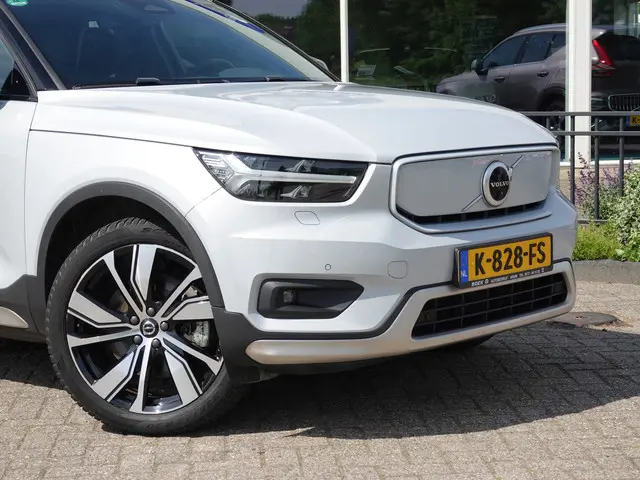 Volvo XC40 Recharge P8 AWD R-Design 2020 Elektrisch 12