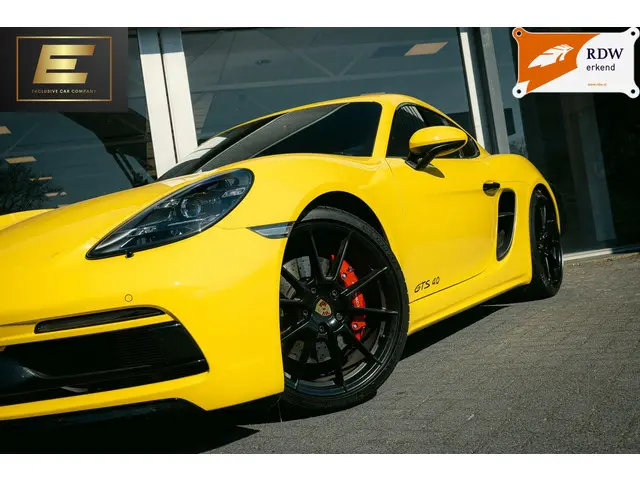 Porsche 718 2