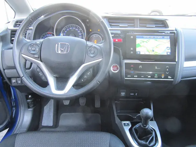 Honda Jazz 1.3 i-VTEC Elegance *TREKHAAK* 2015 Benzine 14