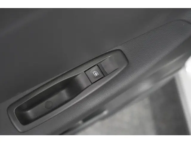 Renault Captur TCe 120 Intens 2018 Benzine 36