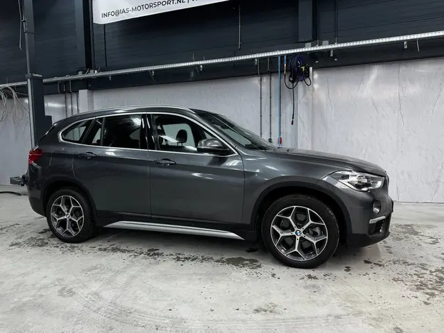BMW X1 XDrive20i Executive *Export only* 2018 Benzine 2