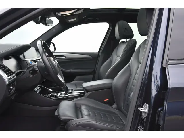 BMW iX3 High Executive 80 kWh 2021 Elektrisch 9