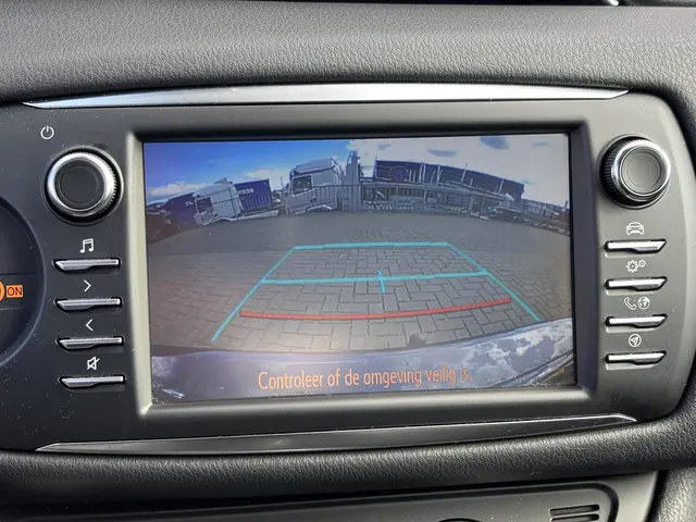Toyota Yaris 1.5 Hybrid Y20 2019 Hybride Benzine 25