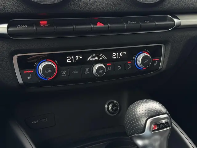 Audi A3 Limousine Aut. 35 TFSI CoD S-Line 2020 Benzine 26