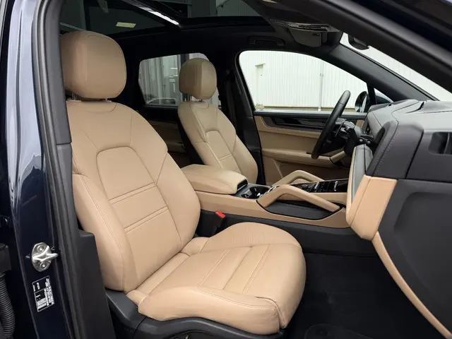 Porsche Cayenne 3.0 E-Hybrid 2024 Hybride Benzine 30