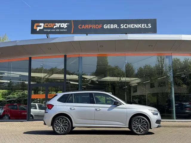 Škoda Kamiq 1.0 TSI DSG Style Black Pack 2023 Benzine 3