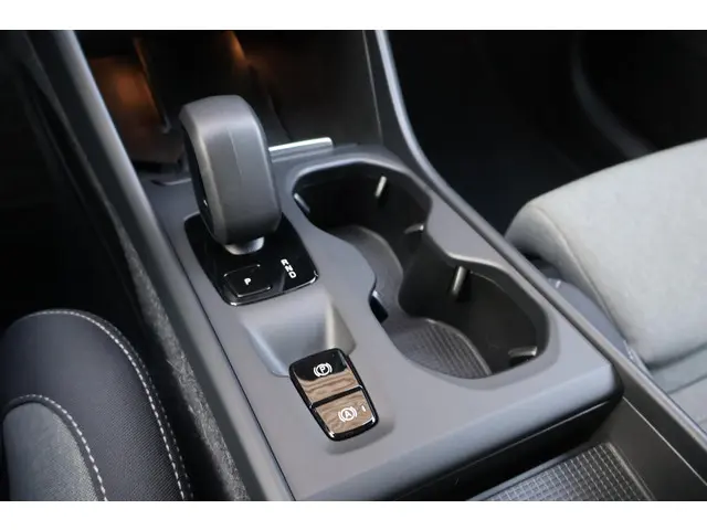 Volvo XC40 T4 Plug-in hybrid Core Bright 2022 Benzine 28