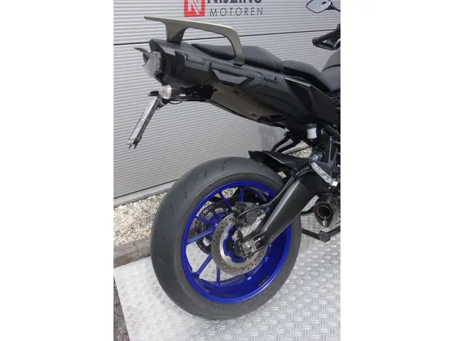 Yamaha TRACER 900 ABS 2018 Benzine 11