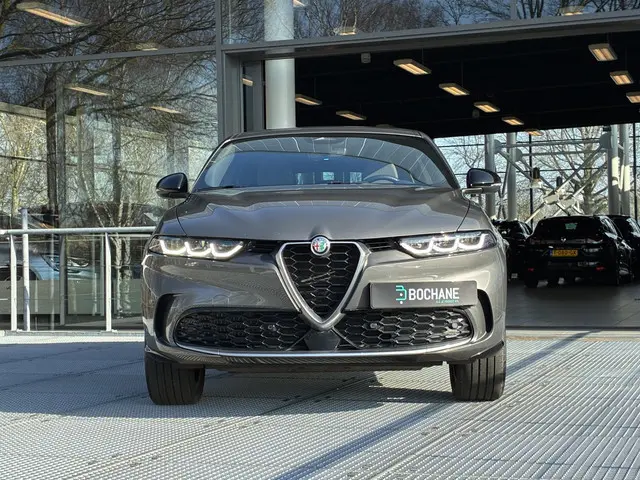 Alfa Romeo Tonale 1.3T PHEV Ti 2024 Hybride Benzine 19