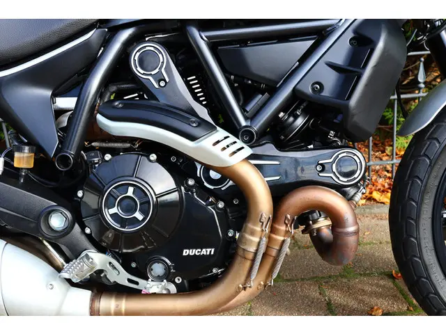 Ducati Scrambler 800 ICON ABS 2019 Benzine 23