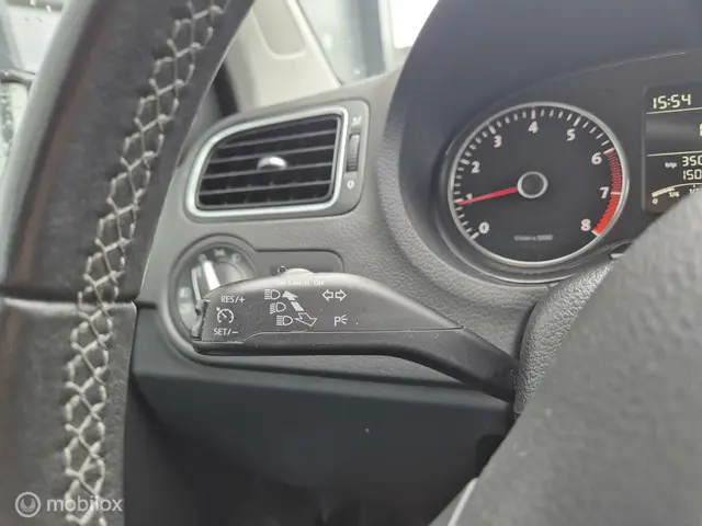 Volkswagen Polo 1.2 TSI BlueMotion Edition+ 2013 Benzine 14