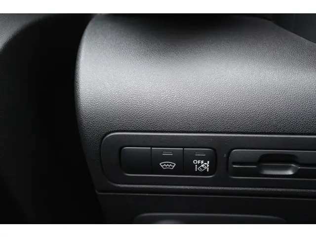 Citroën C3 Aircross 1.2 PureTech S&S Shine 2020 Benzine 18