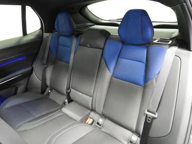 Lynk & Co 01 1.5 PHEV !NIEUW! 2025 Hybride Benzine 32