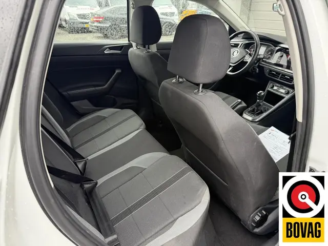 Volkswagen Polo 1.0 TSI Highline 2021 Benzine 8