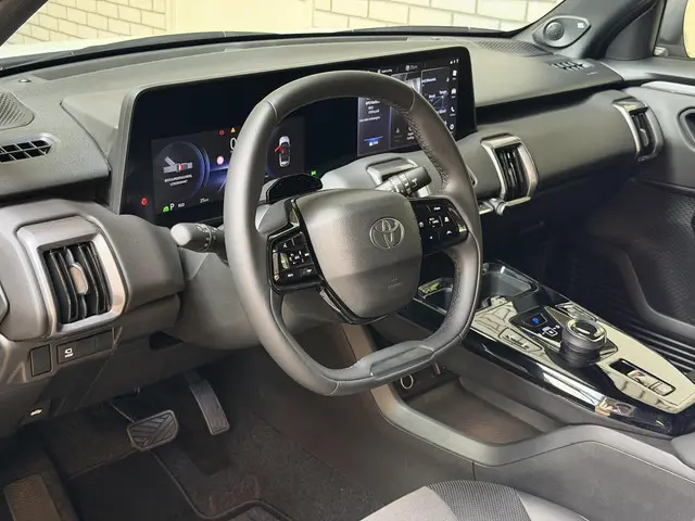 Toyota Urban Cruiser Executive 61 kWh 2026 Elektrisch 5