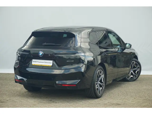 BMW iX xDrive50 2022 Elektrisch 2