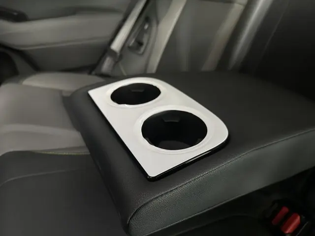 Subaru Outback 2.5i CVT 2022 Benzine 12