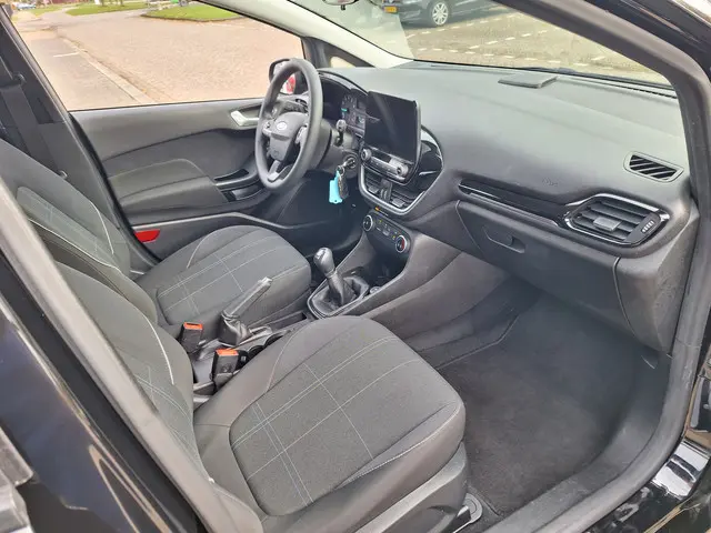 Ford Fiesta 1.1 Trend 2018 Benzine 12