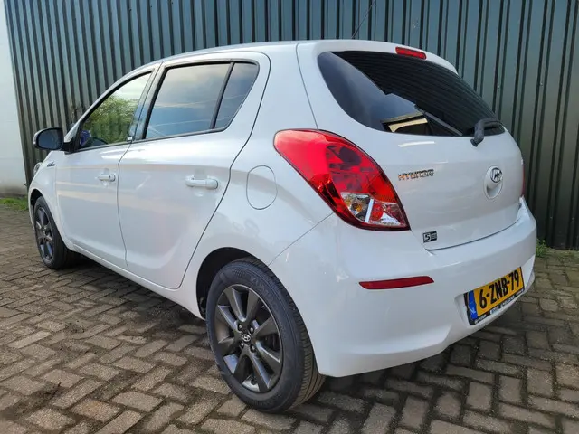 Hyundai i20 3