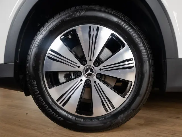 Mercedes-Benz EQB 250 Luxury Line 67 kWh 2023 Elektrisch 7