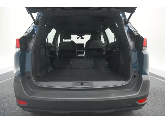 Peugeot 5008 PureTech 130 EAT8 Active Pack 2023 Benzine 69