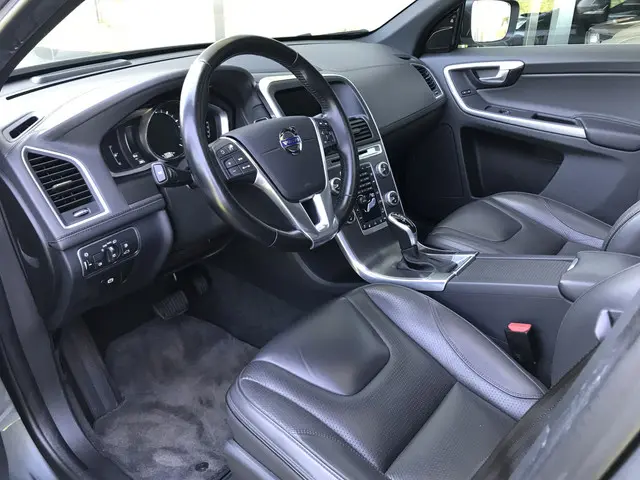 Volvo XC60 2.0 T6 Inscription Automaat 2016 Benzine 9