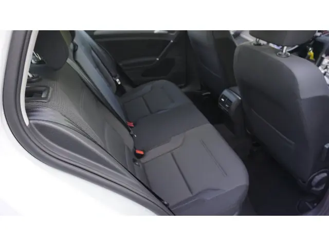 Volkswagen e-Golf E-DITION 2019 Elektrisch 20