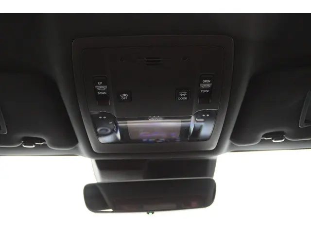 Lexus RC 300h F Sport Line 2016 Hybride Benzine 30