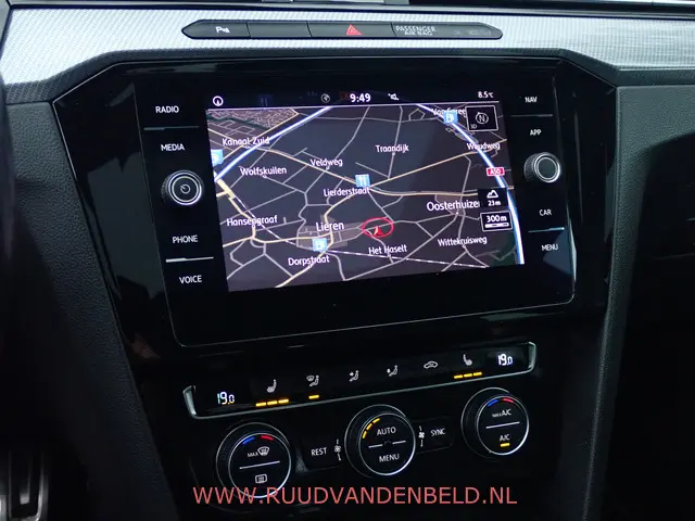 Volkswagen Arteon 2.0TSI R-LINE 2019 Benzine 13