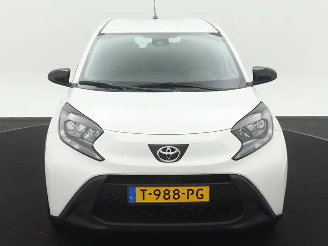 Toyota Aygo X 1.0 VVT-i MT Play 2023 Benzine 19