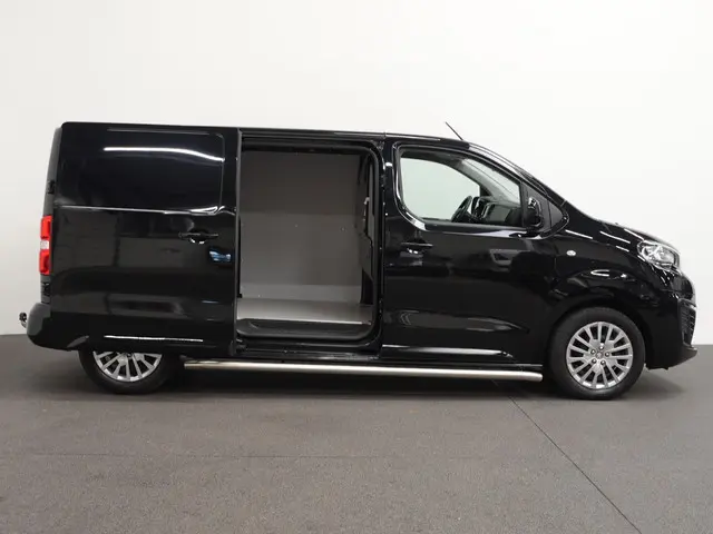 Peugeot Expert 1.5 BlueHDI L2 2023 Diesel 37