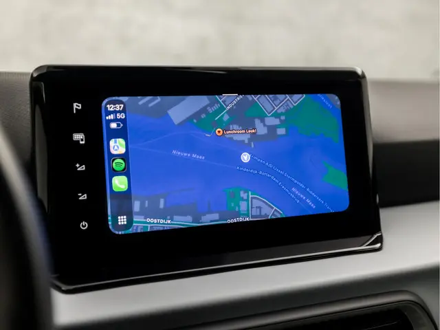 SEAT Arona 1.0 TSI Sport 2021 Benzine 28