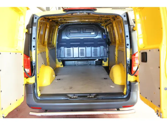 Mercedes-Benz eVito eVito Lang 41 kWh 2020 Elektrisch 4