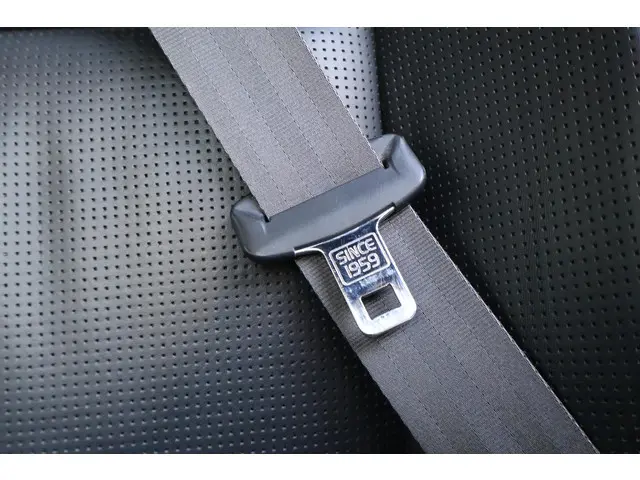 Volvo XC90 B6 AWD R-Design 2022 Benzine 38